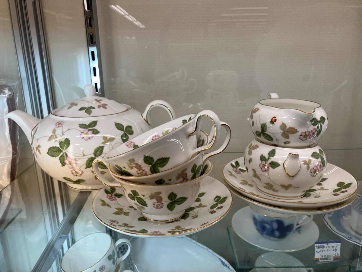 WEGWOOD ウェッジウッド WILD STRAWBERRY ティーセット