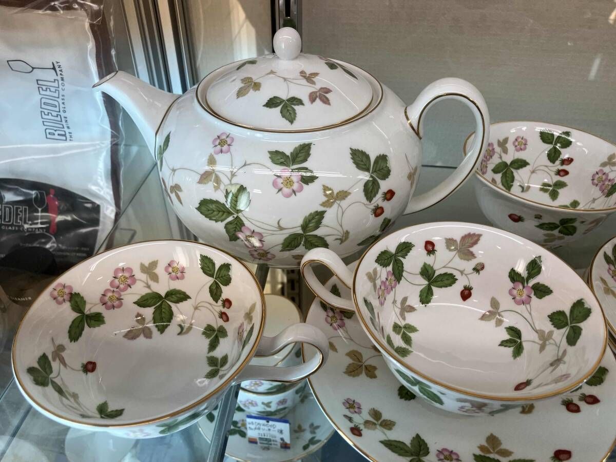 WEGWOOD ウェッジウッド WILD STRAWBERRY ティーセット