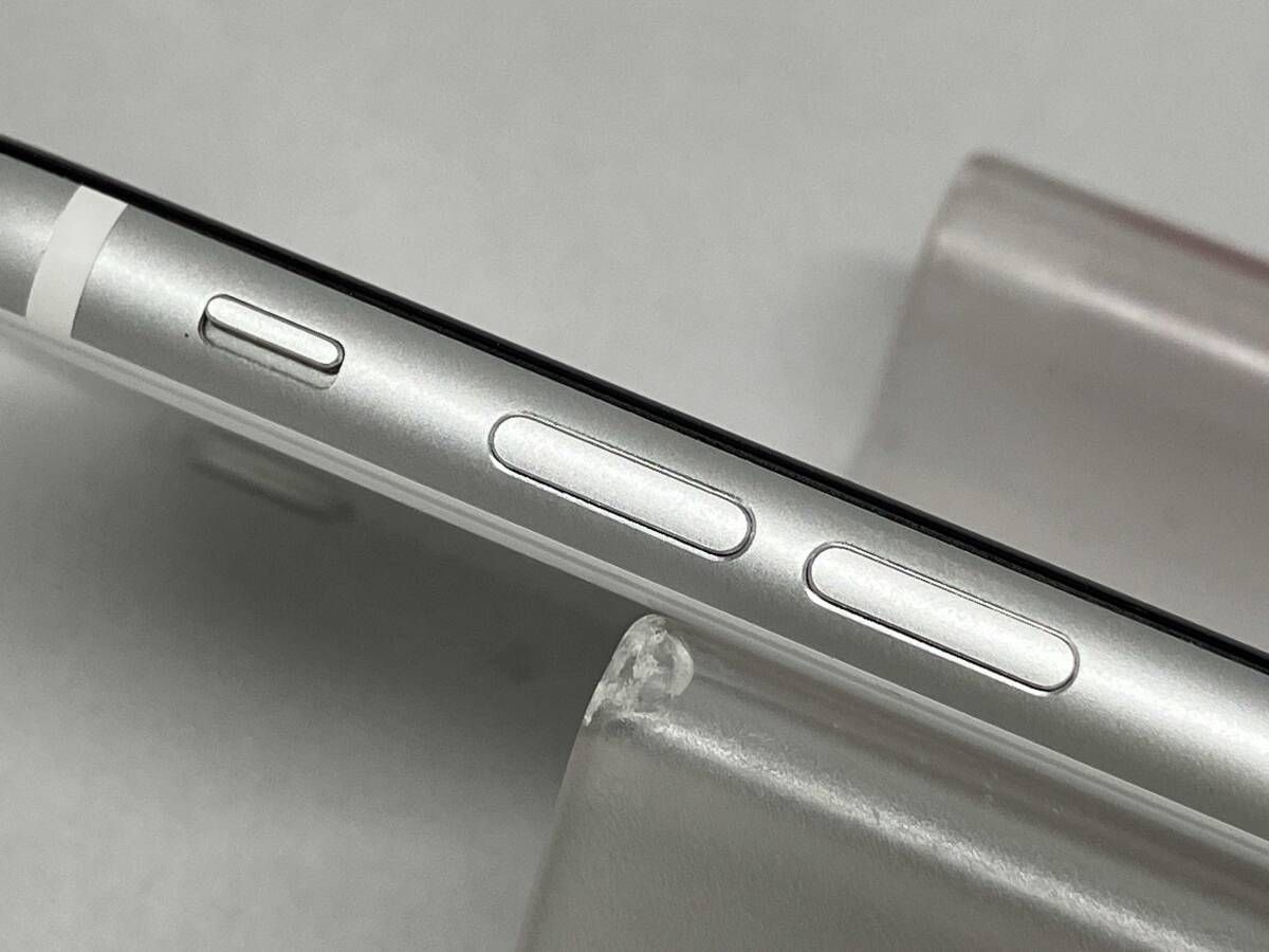 SoftBank 【SIMロックなし】MX9T2J/A iPhone SE(第2世代) 64GB