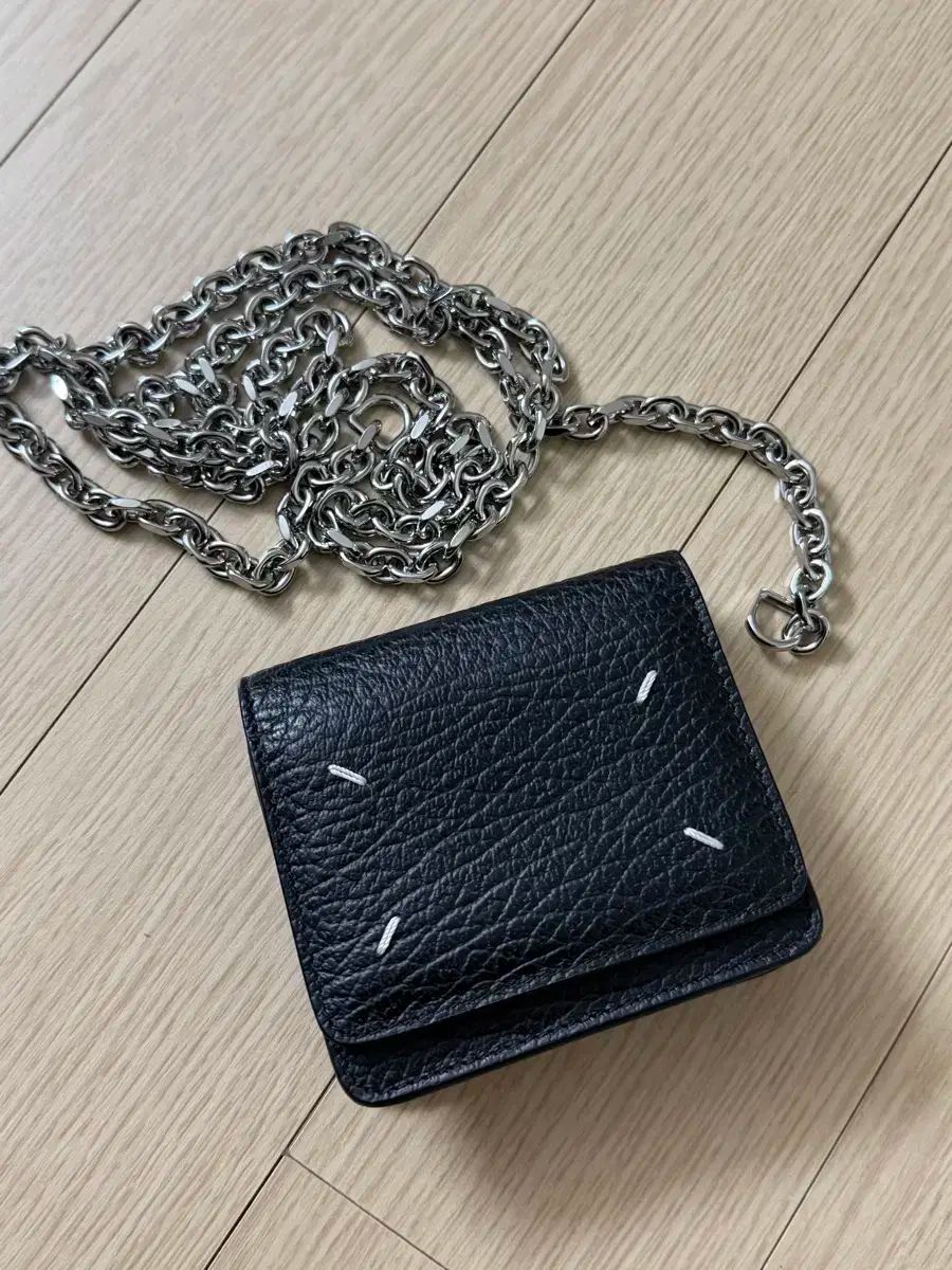 メゾンマルジェラ