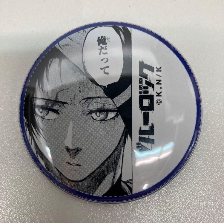 ブルーロック 糸師凛 第2弾缶バッジ プリンセスカフェ 原作 - メルカリ