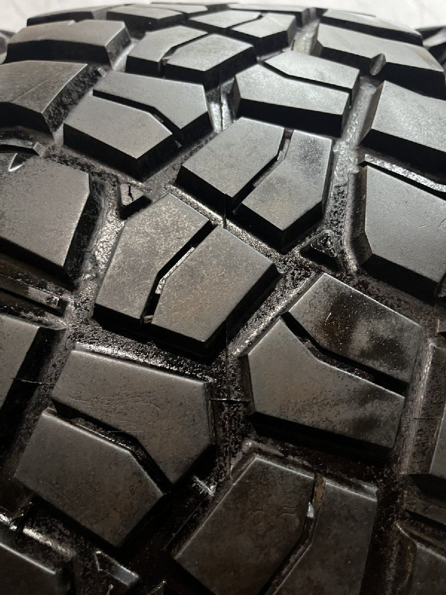 ホワイトレター ランクルナロー等