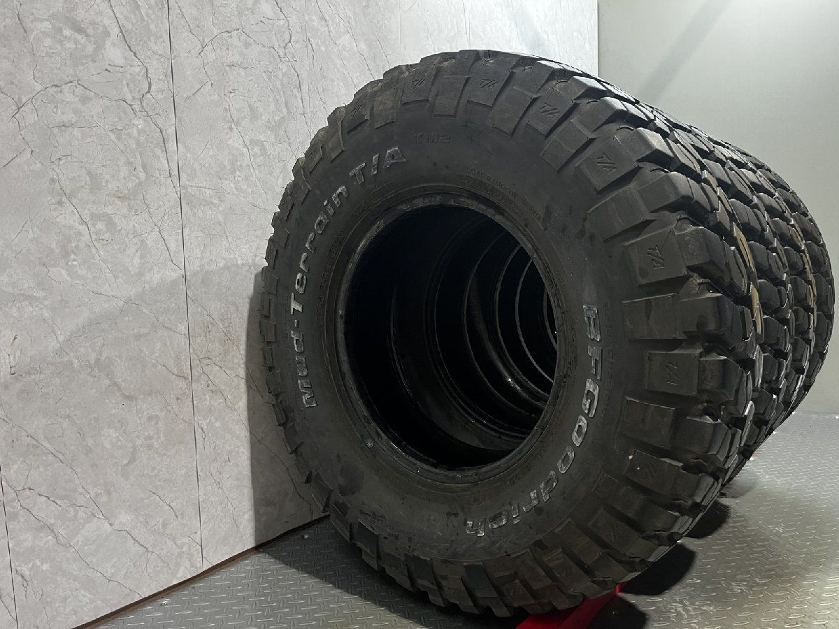 BF Goodrich Mud Terrain T A KM 3 グッドリッチ LT 255 85 R 16 16インチ オフロード 4本 バリ溝 ホワイトレター ランクルナロー等 KTT 689