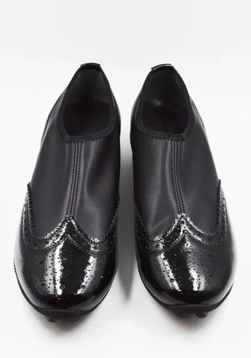 キコ コスタディノフ