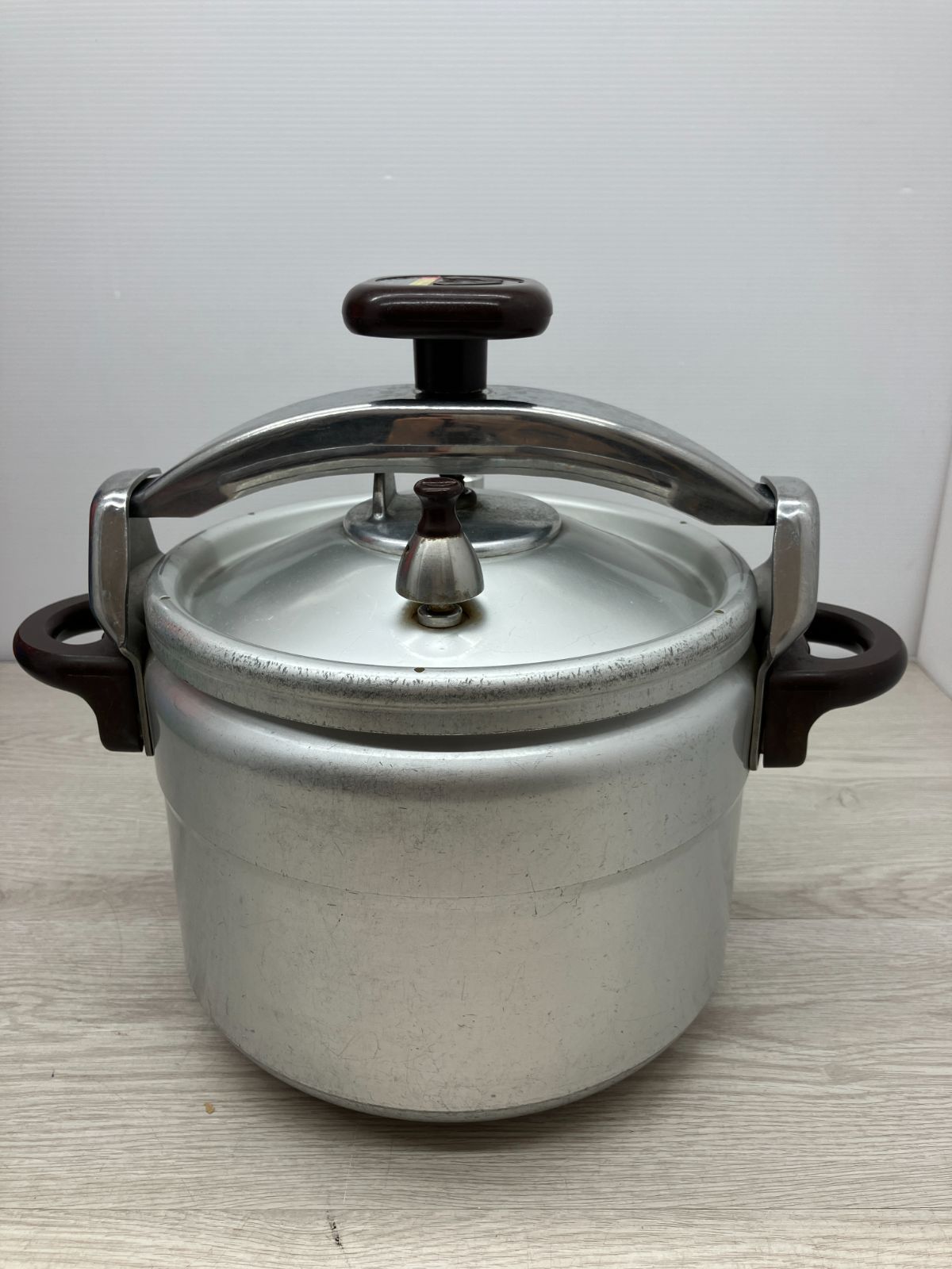 家庭用圧力鍋 RIKEN RIKEN 家庭用圧力鍋 6.0ℓ (C11-34) T - メルカリ