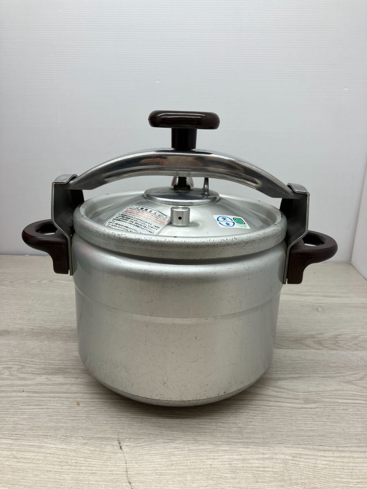 RIKEN 家庭用圧力鍋 6.0ℓ (C11-34) T - メルカリ