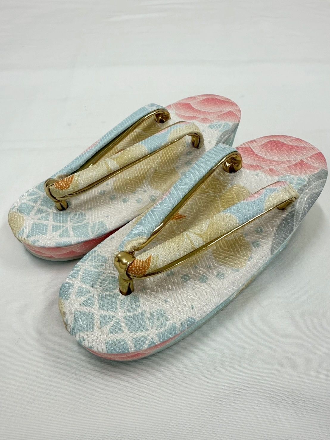 ライトブルー ピンク