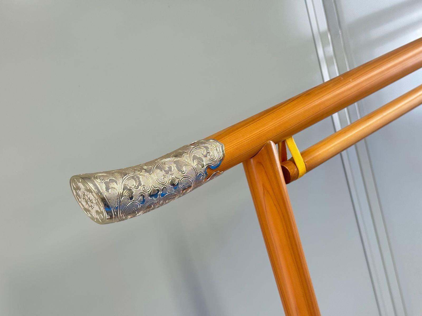 衣桁 帯掛 木製 端金金具 上部横幅192 cm×高173 cm 呉服 着物 和服 家具 店舗 民具 ディスプレイ 分解可 直接引取可 在庫多数 15224