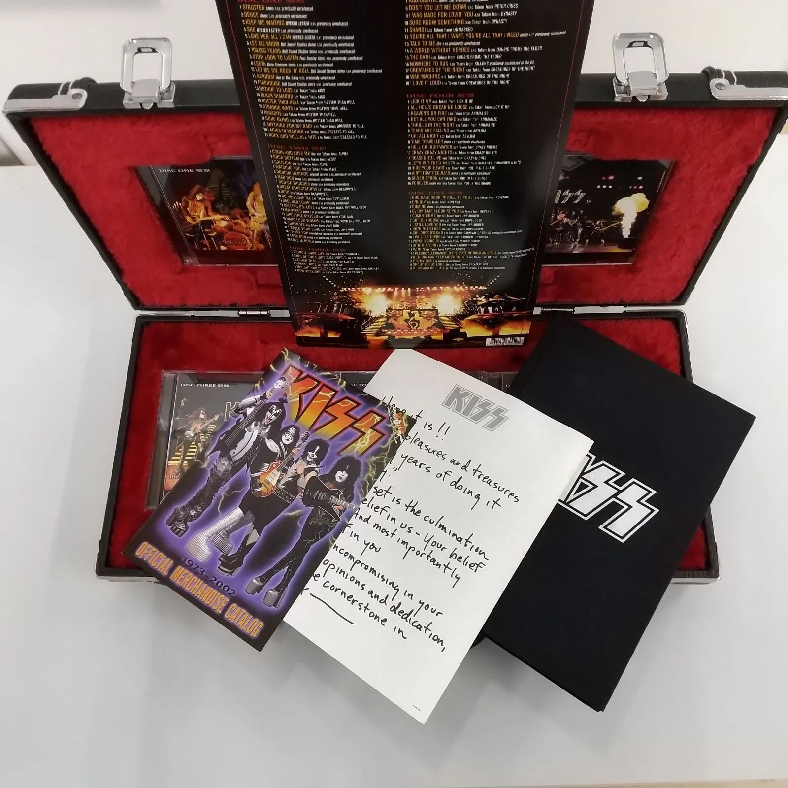 Kiss Box～地獄のギター ケース