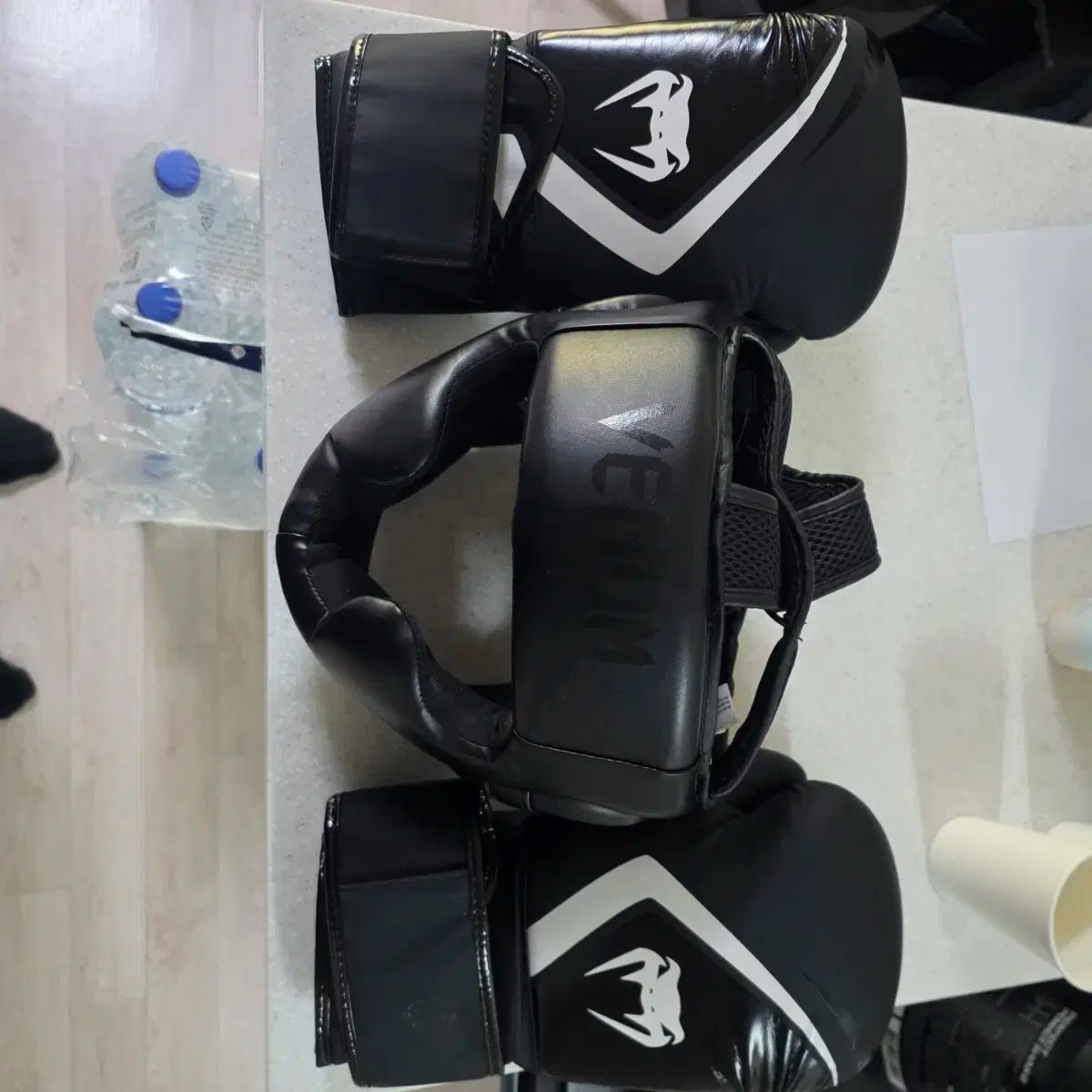 VENUM ヴェナム ボクシング ヘッドギア グローブ セット ブラック