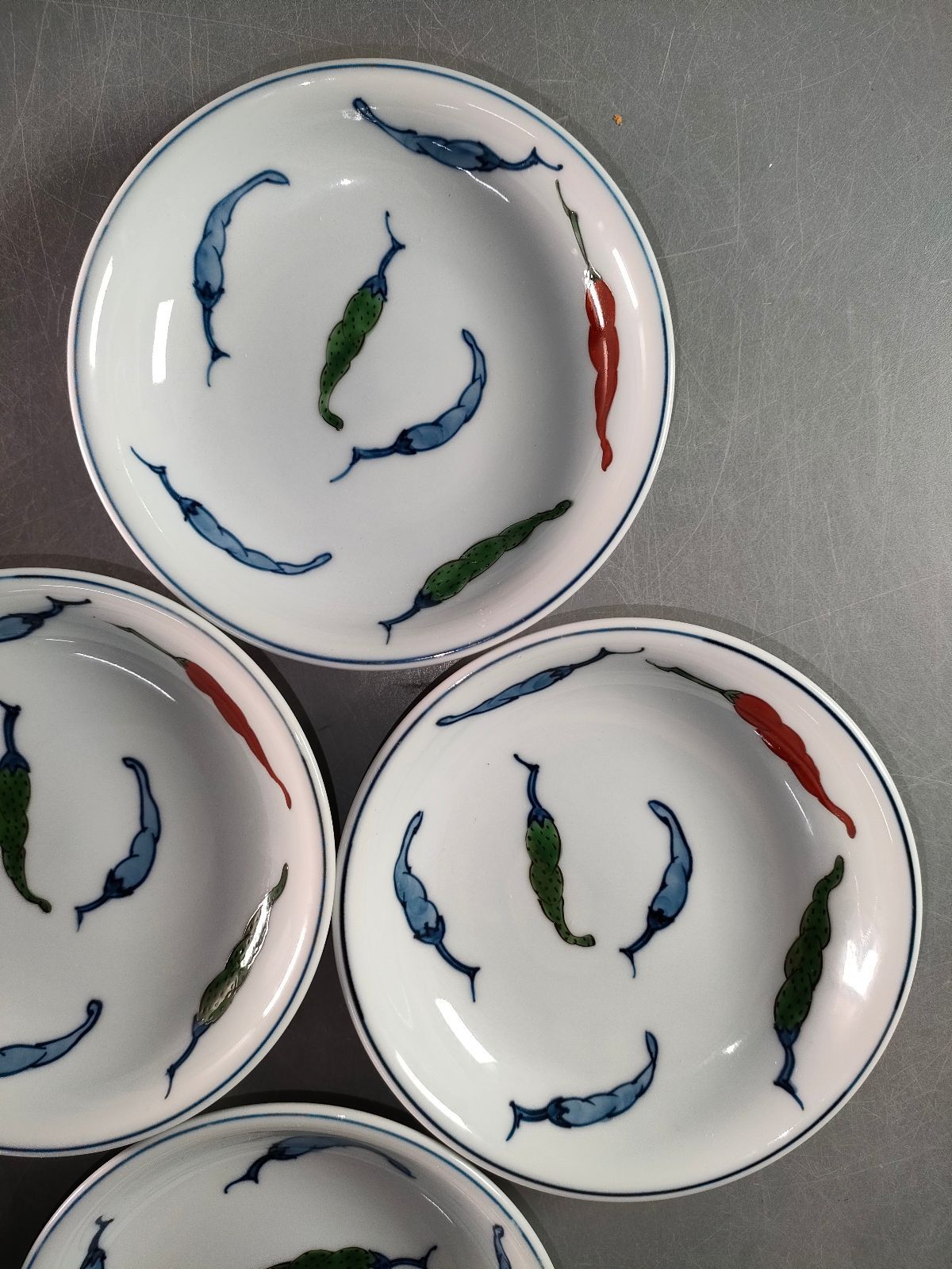 A1308-1/有田焼/源右衛門窯/染錦古代花鳥銘々皿5客/共箱/飾皿/懐石道具 A1308-1/有田焼/源右衛門窯/染錦古代花鳥銘々皿5客/共箱/飾