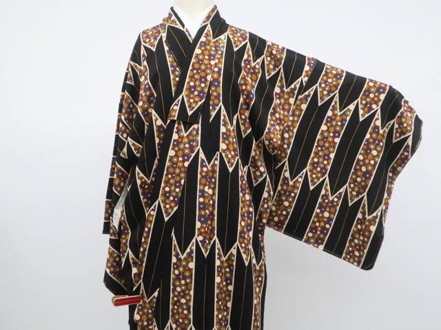 京松 小紋 矢絣に花 正絹 身丈約169 cm 裄丈68.5 r 7 z 11-671