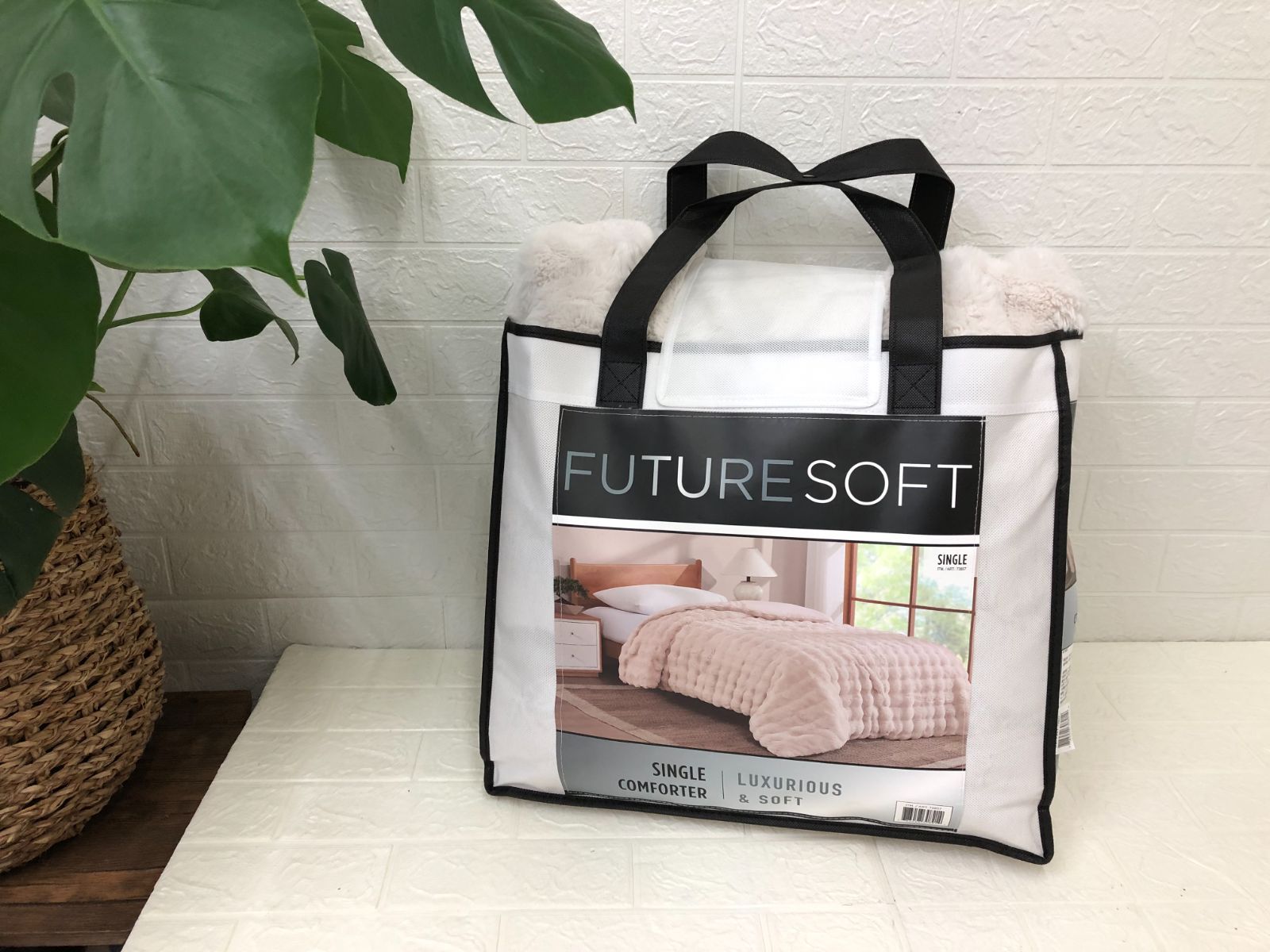 Future Soft 掛け布団 150 x 210cm アイボリー - メルカリ