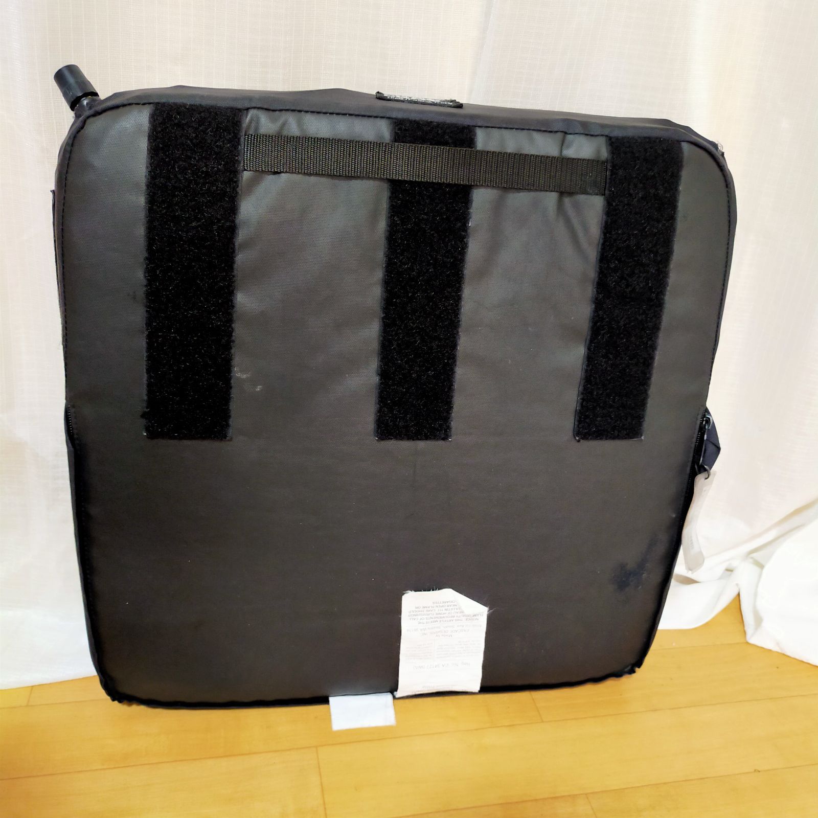 OT-K820111 ユーキ トレーディング ソロストレータス 56640 クッション 座布団 床ずれ防止 車いす 車イス 車椅子用 洗浄 消毒済 介護用品