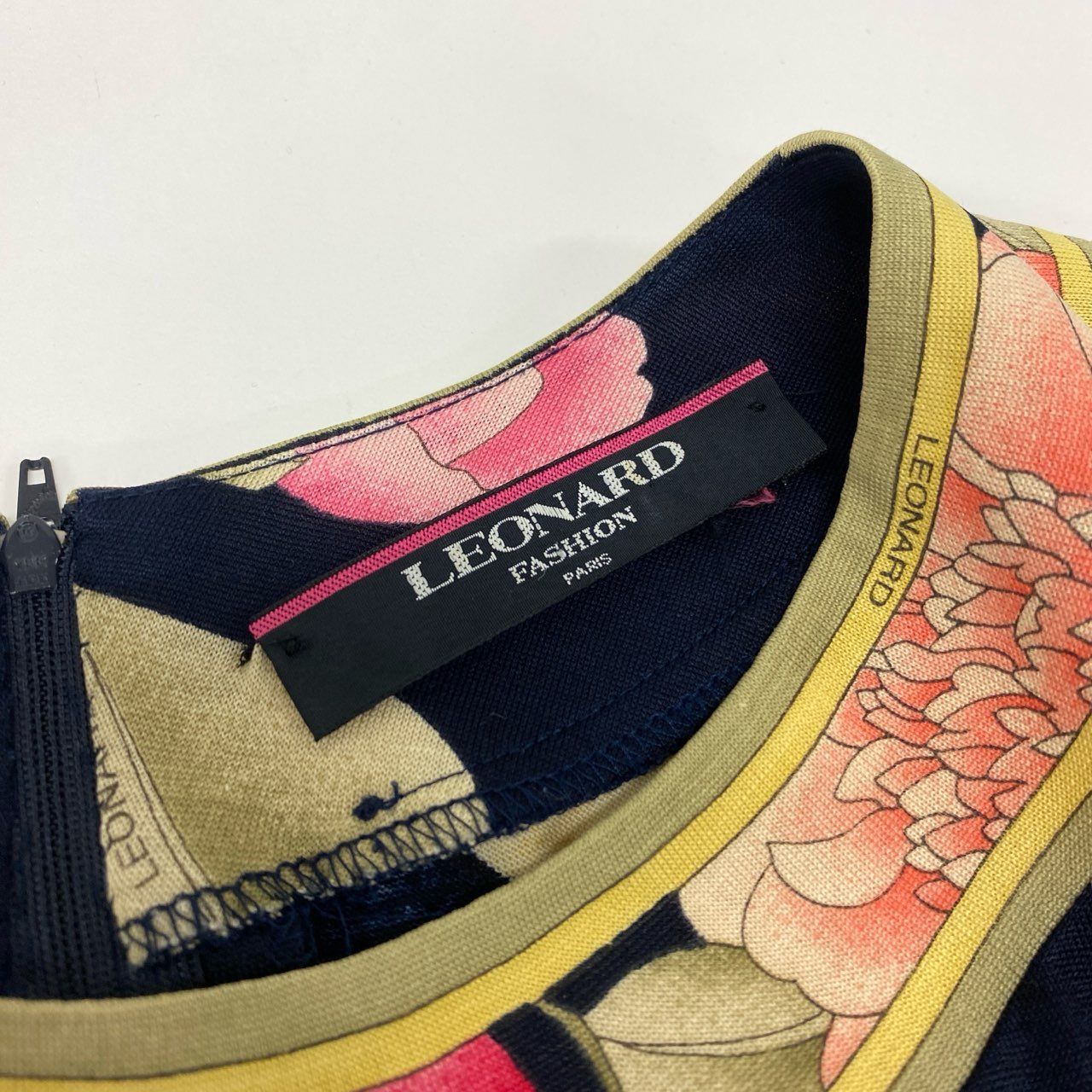 LEONARD レオナール