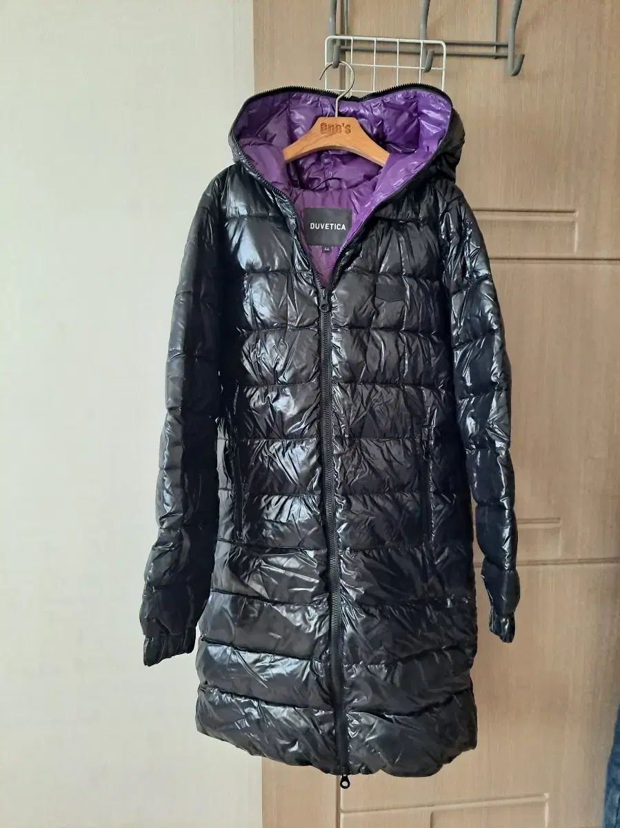 デュベティカ ダウンジャケット ロング丈
