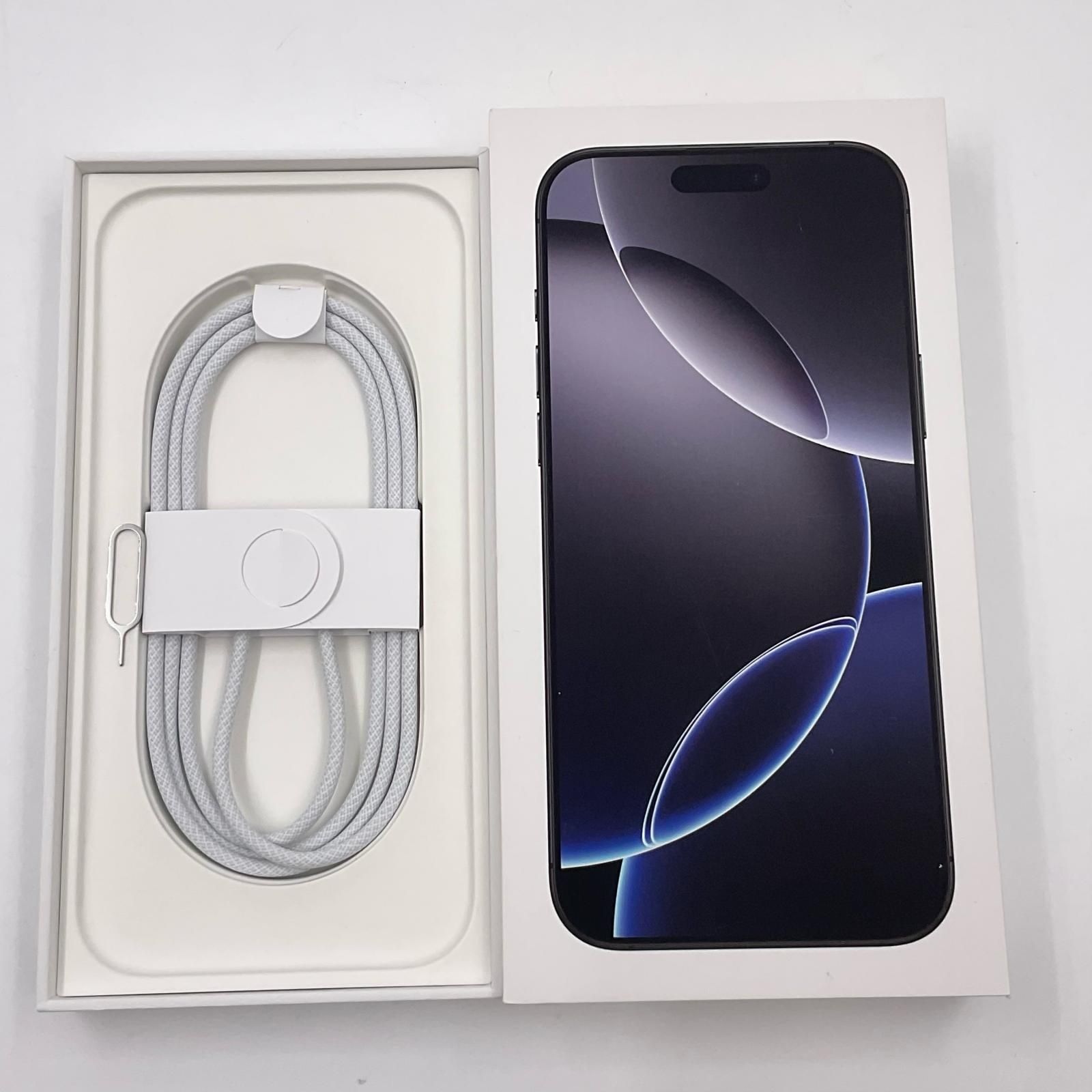 iPhone 16 Pro Max 256GB ホワイトチタニウム SIMフリー 白ロム 動作