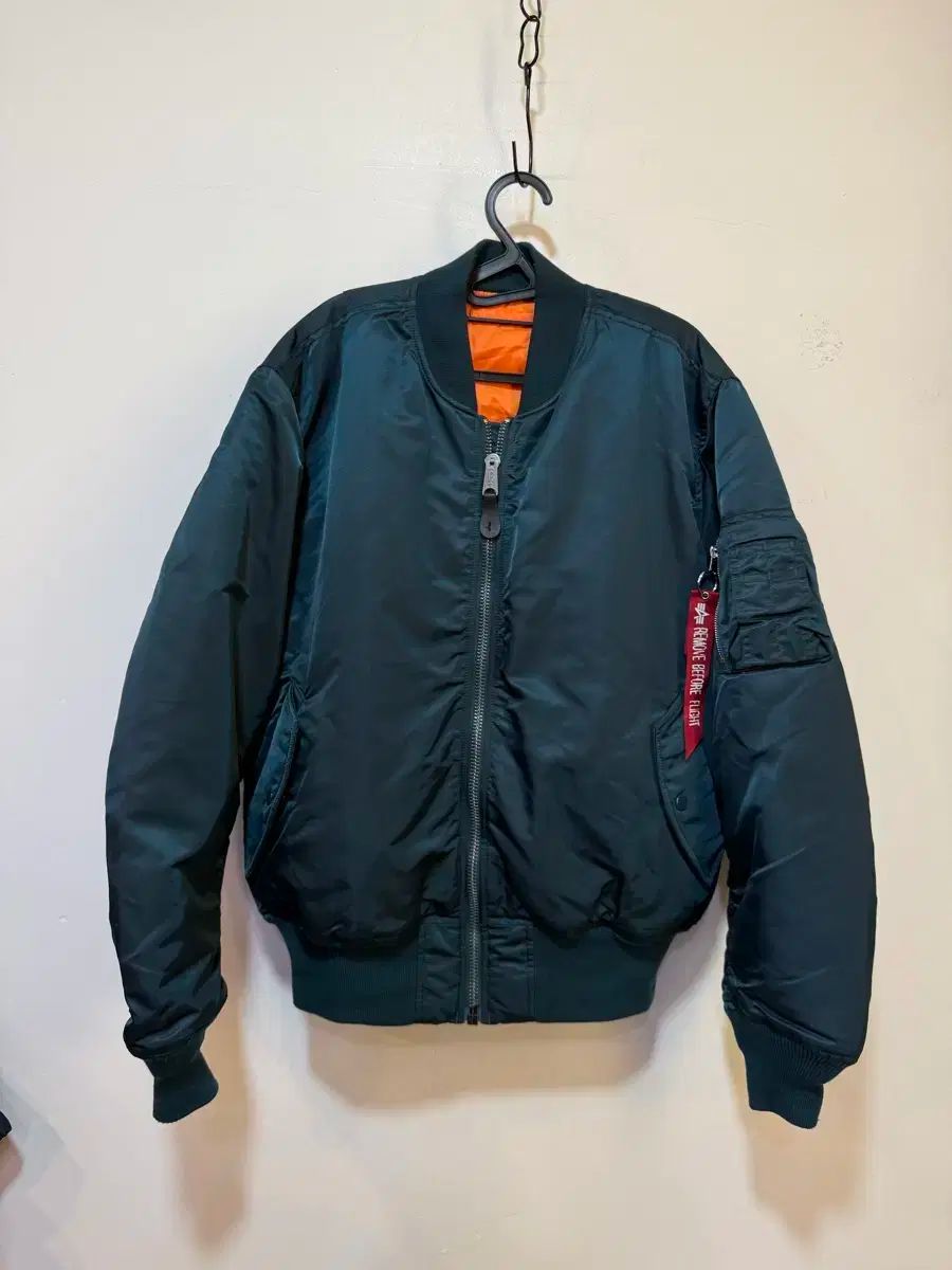 アルファインダストリーズ MA-1 パイロットジャンパー L デニム 緑色