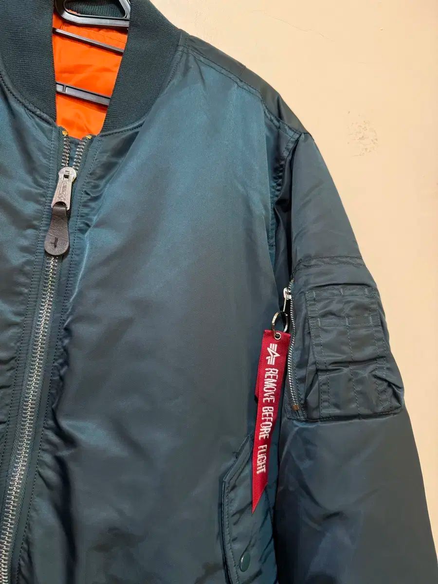 アルファインダストリーズ MA-1 パイロットジャンパー L デニム 緑色