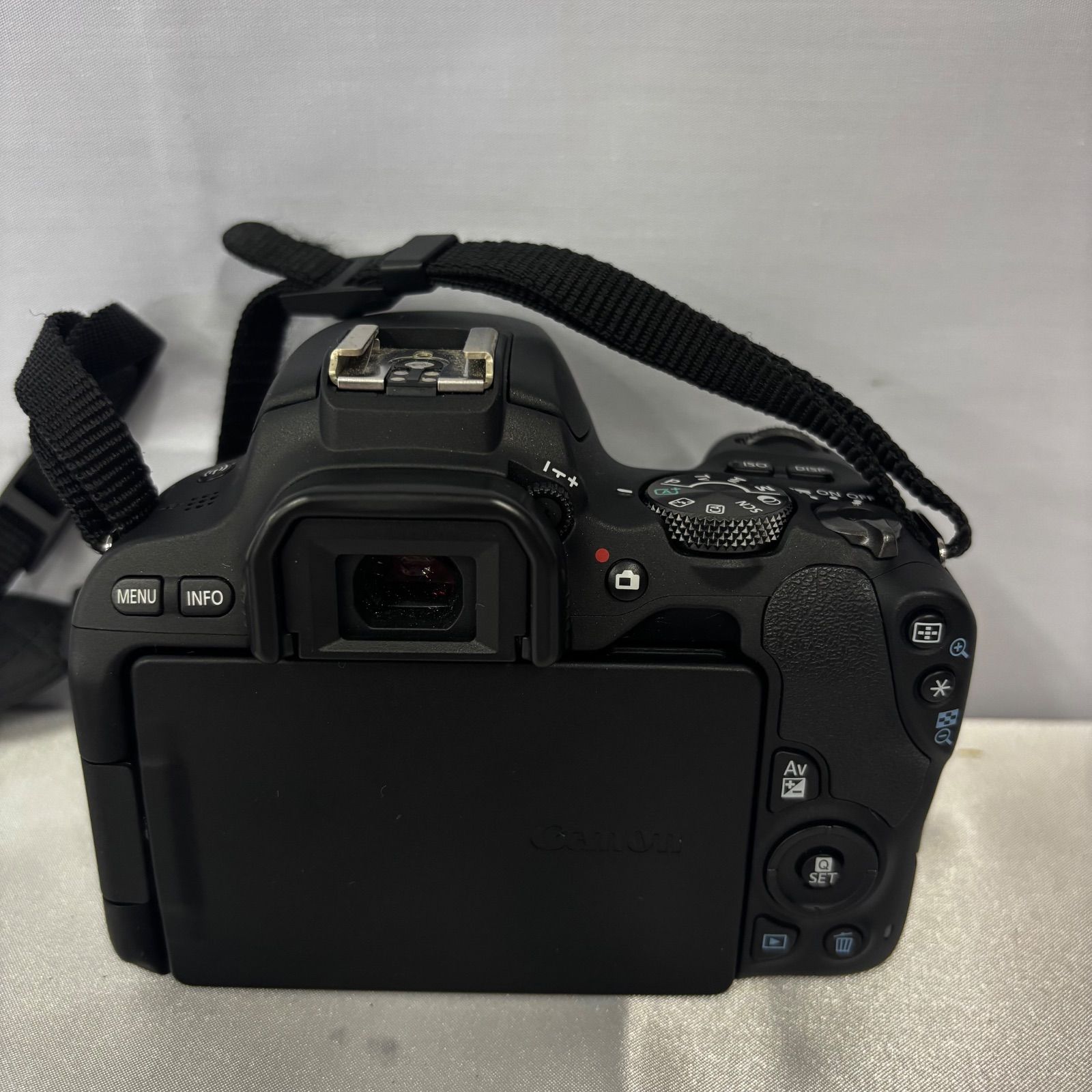 Canon EOS Kiss X9 レンズキット 18-55mm IS STM／美品／Wi-Fi