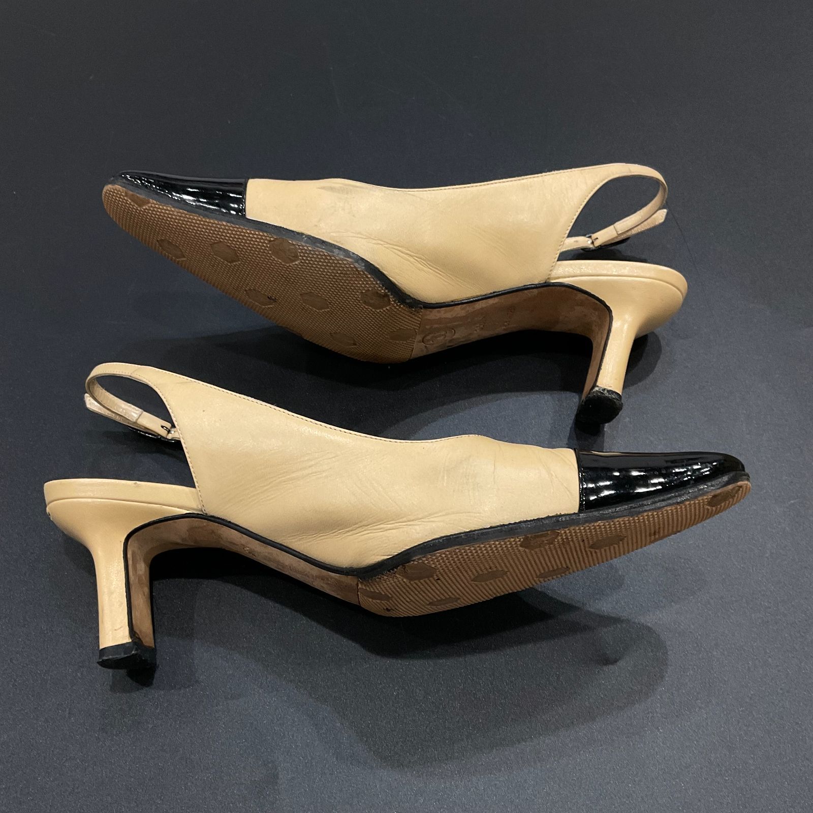 シャネル フラットパンプス