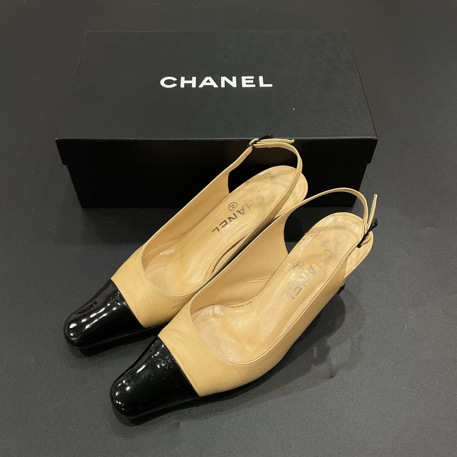 シャネル フラットパンプス