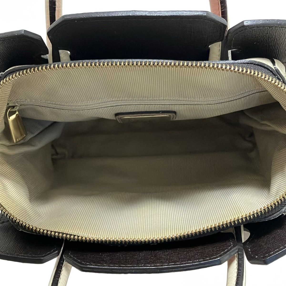 ポラリス レッド×ベージュ×マルチ