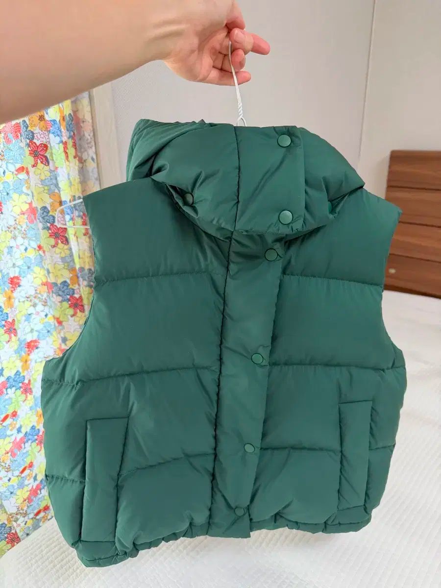 ルルレモン ワンダーパフ ダウンベスト グリーン 6サイズ