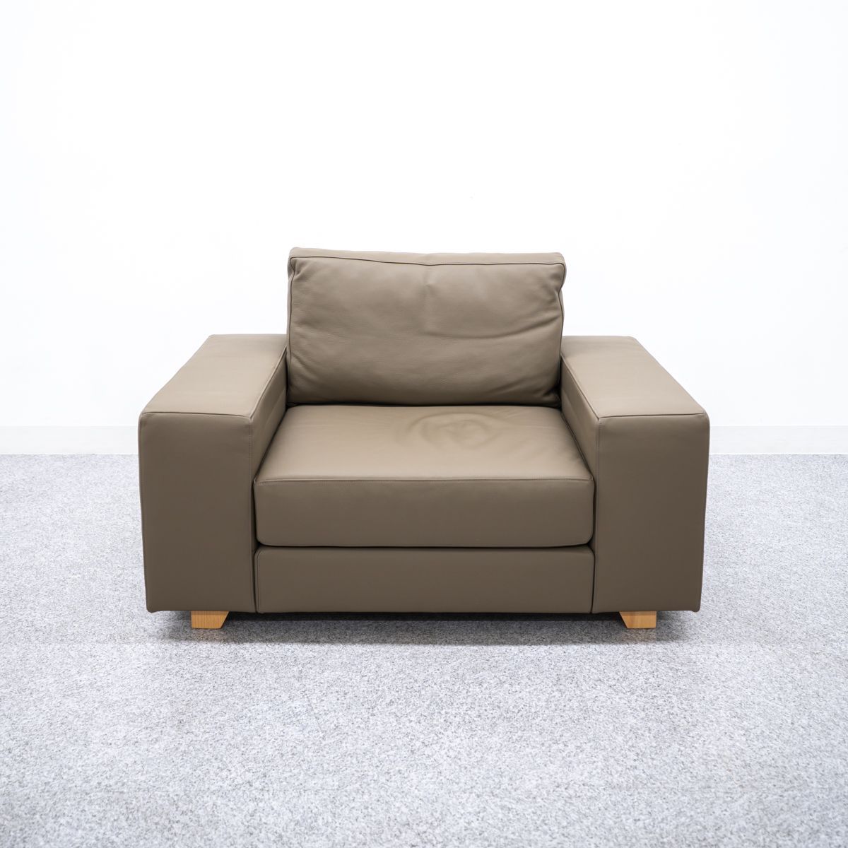 （2/4）HUKLA フクラ ラウンジチェア 1Pソファ 椅子 ※i4※ 1/4）HUKLA フクラ ラウンジチェア 1Pソファ 椅子 ※i4※ 1/4）HUKLA フクラ