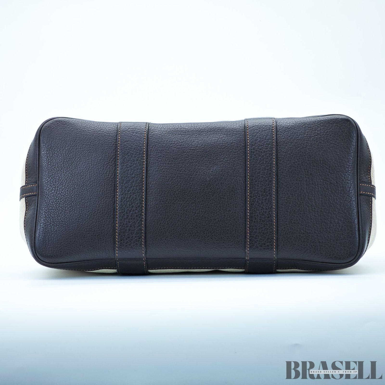 ベージュ ダークブラウン