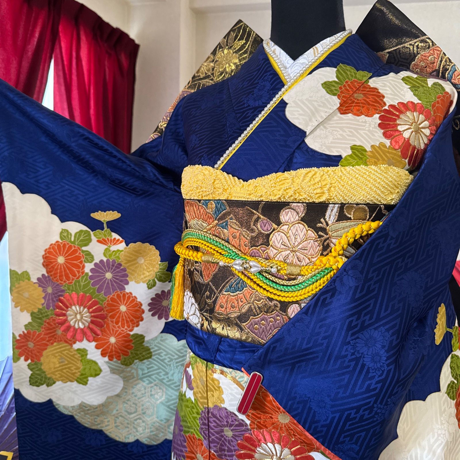 正絹 振袖フルセット(7点)・古典柄・濃紺・金駒刺繍・刺繍・金彩・雲