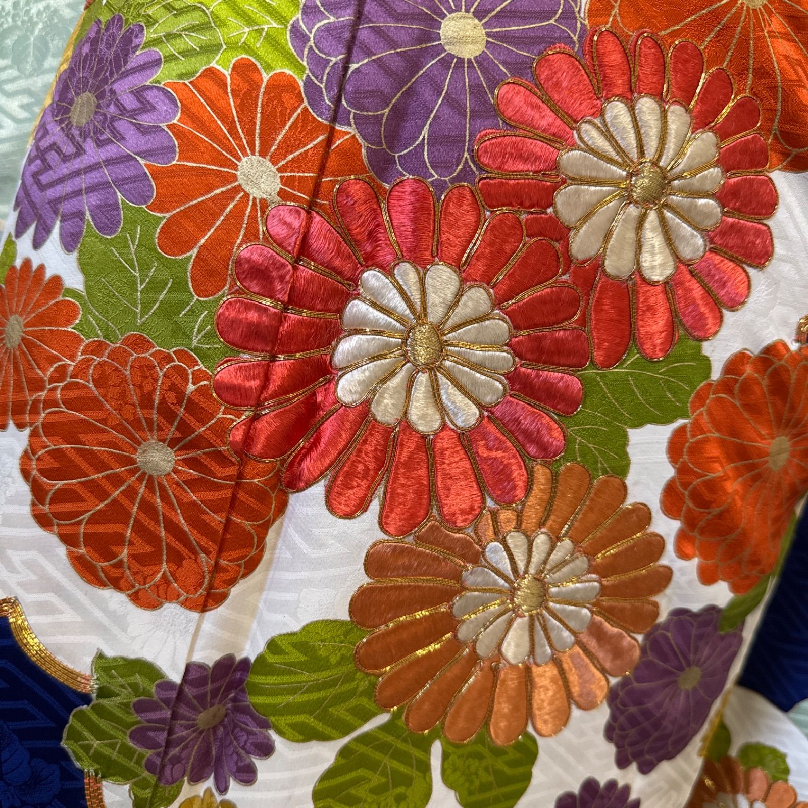 正絹 振袖フルセット(7点)・古典柄・濃紺・金駒刺繍・刺繍・金彩・雲