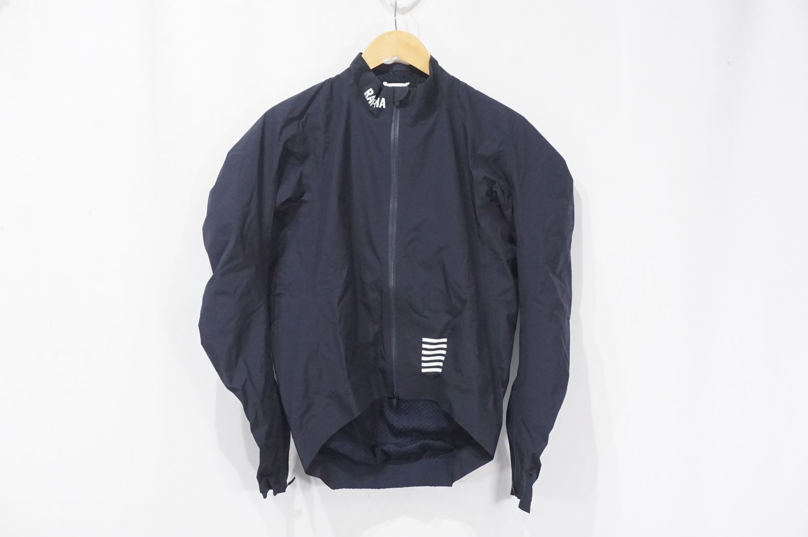 RAPHA ラファ PRO TEAM INSULATED RAIN JACKET Mサイズ ジャケット バイチャリAKIBA店