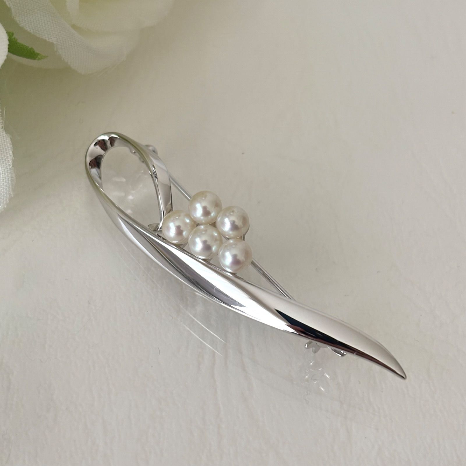 340【ミキモト】シルバー パール ブローチ - メルカリ