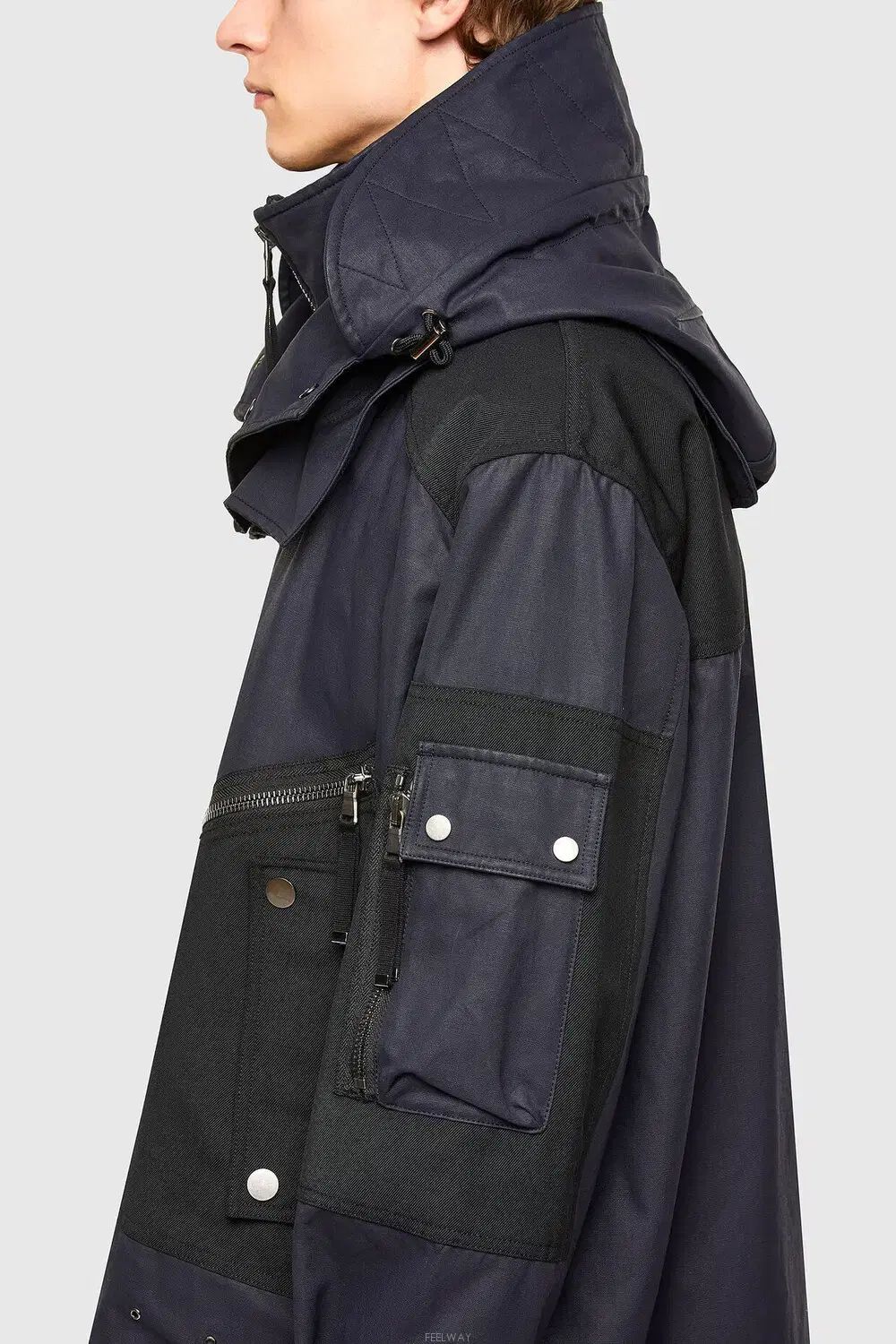 DIESEL ブラック GOLD パーカ