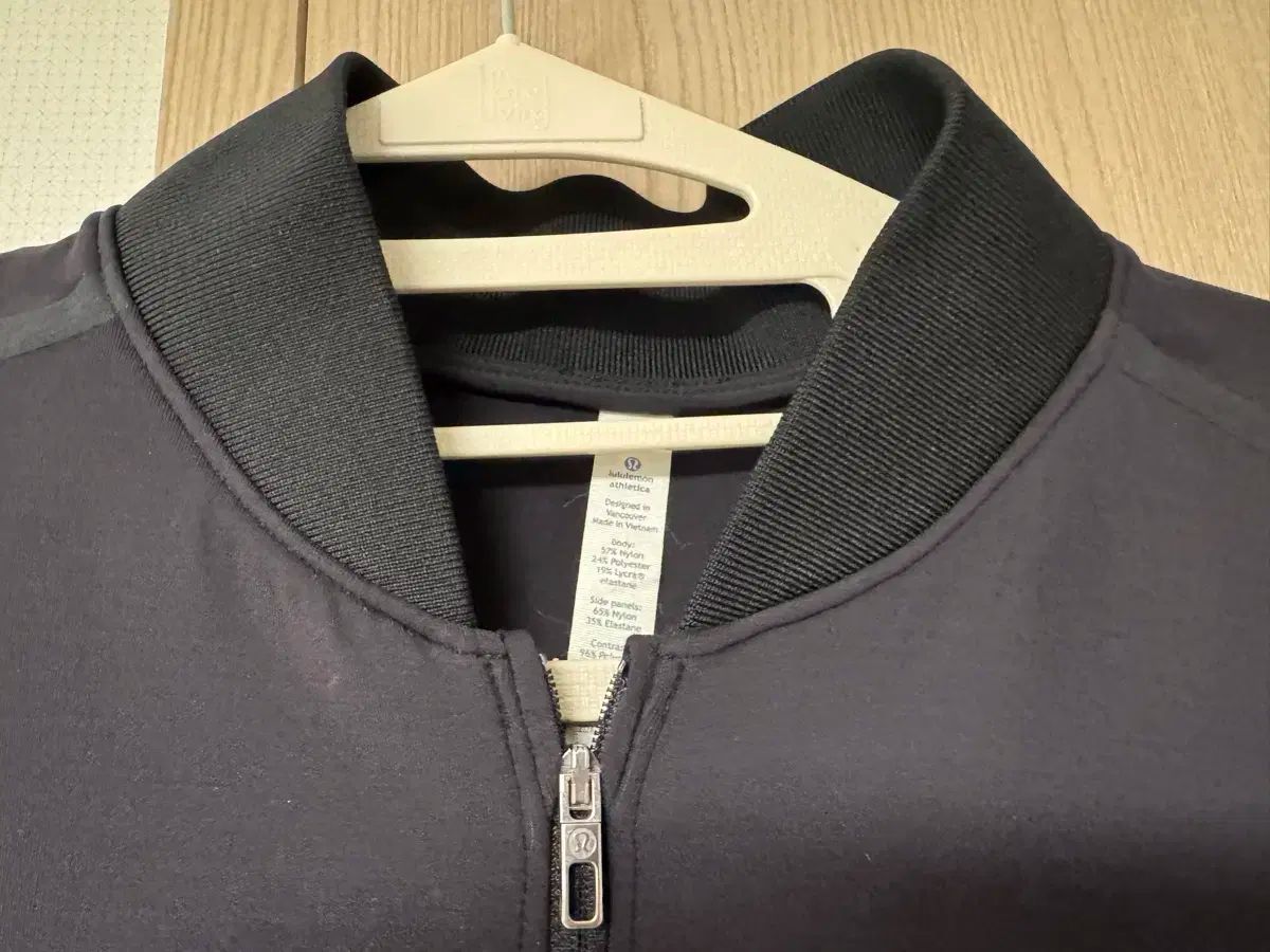 ルルレモン ハーフ ジップアップ L