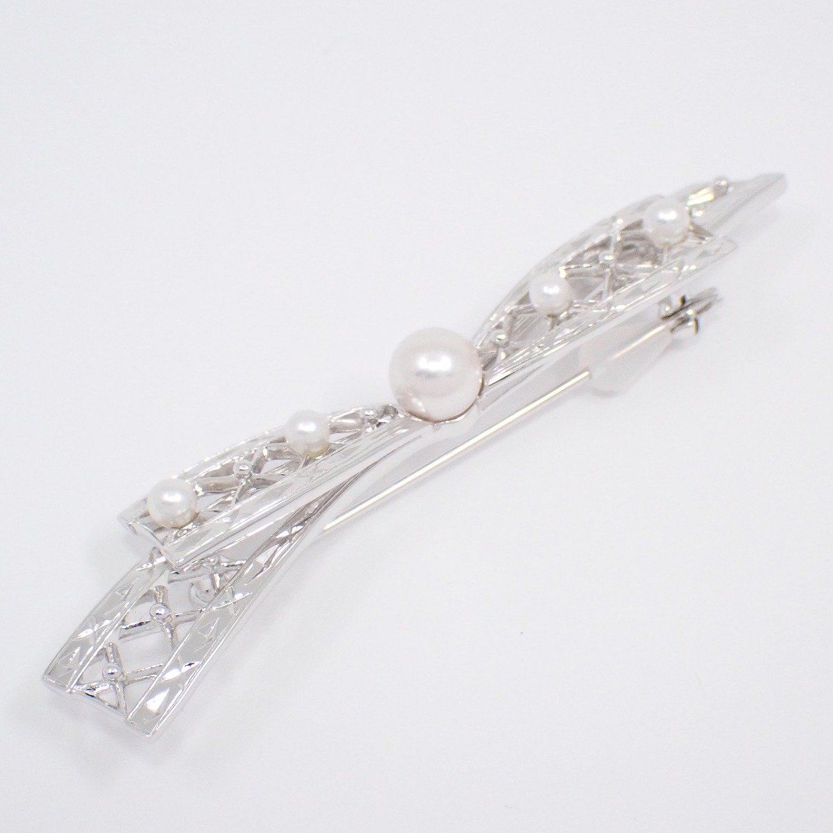 ミキモト リボンモチーフ レース 透かし ブローチ シルバー パール5粒