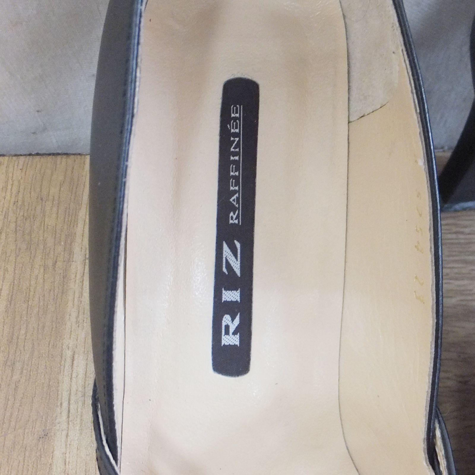RIZ パンプス