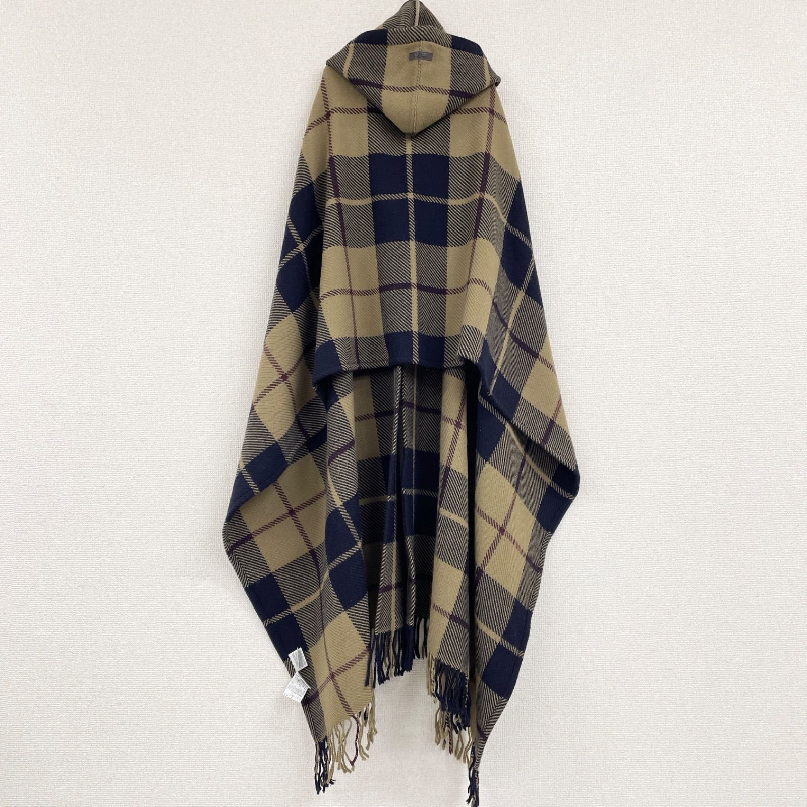 BURBERRY BLUE LABEL バーバリー ブルーレーベル ポンチョ 大判ストール ノバチェック柄 ウール ベージュ レディース
