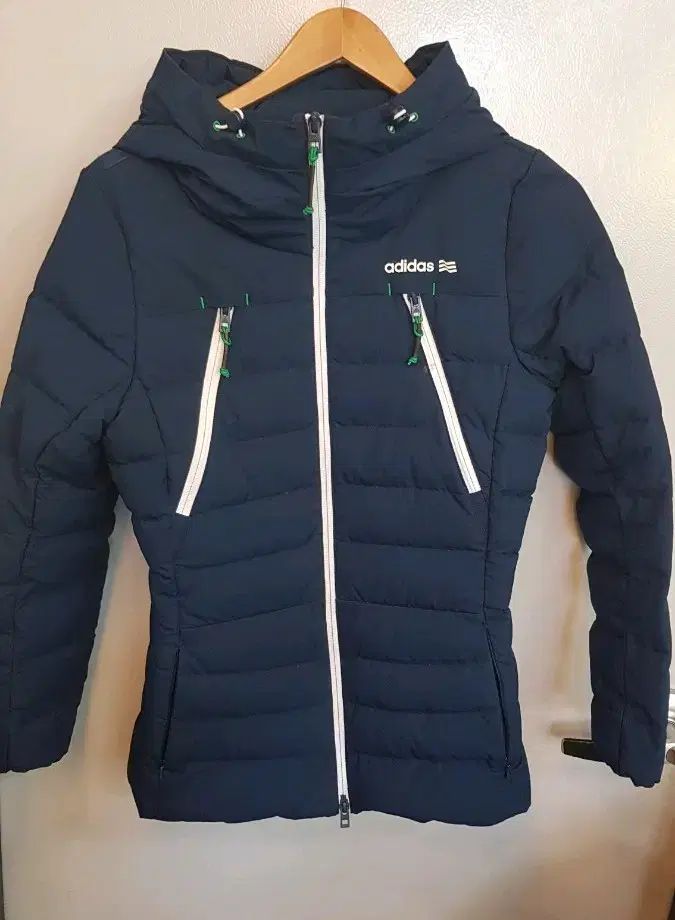 アディダス アヒルフェザー ダウン アウター Sサイズ