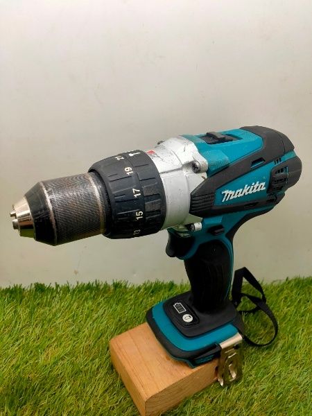 マキタ 充電式震動ドライバドリル 18V 本体のみ バッテリー 充電器別売 HP458DZ 本体のみ 動作 済み