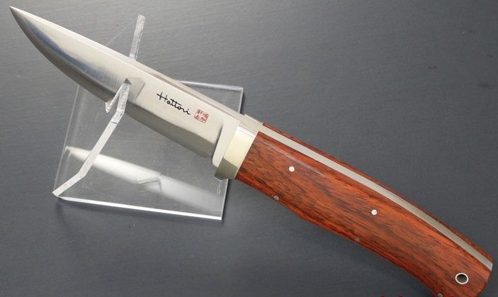 アウトドアナイフ