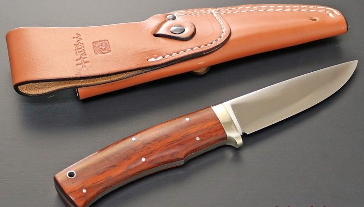 Hattori HT70 CF アウトドアナイフ