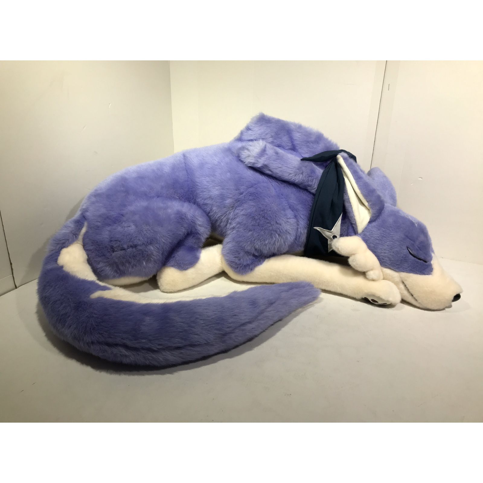 城東24-018 モンスターハンターライズ ガルク 大型ぬいぐるみクッション イーカプコン