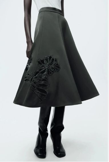 ZARA ザラ レディース ZW ブラック サテン ビーズ 刺繍 Aライン ミディ スカート L