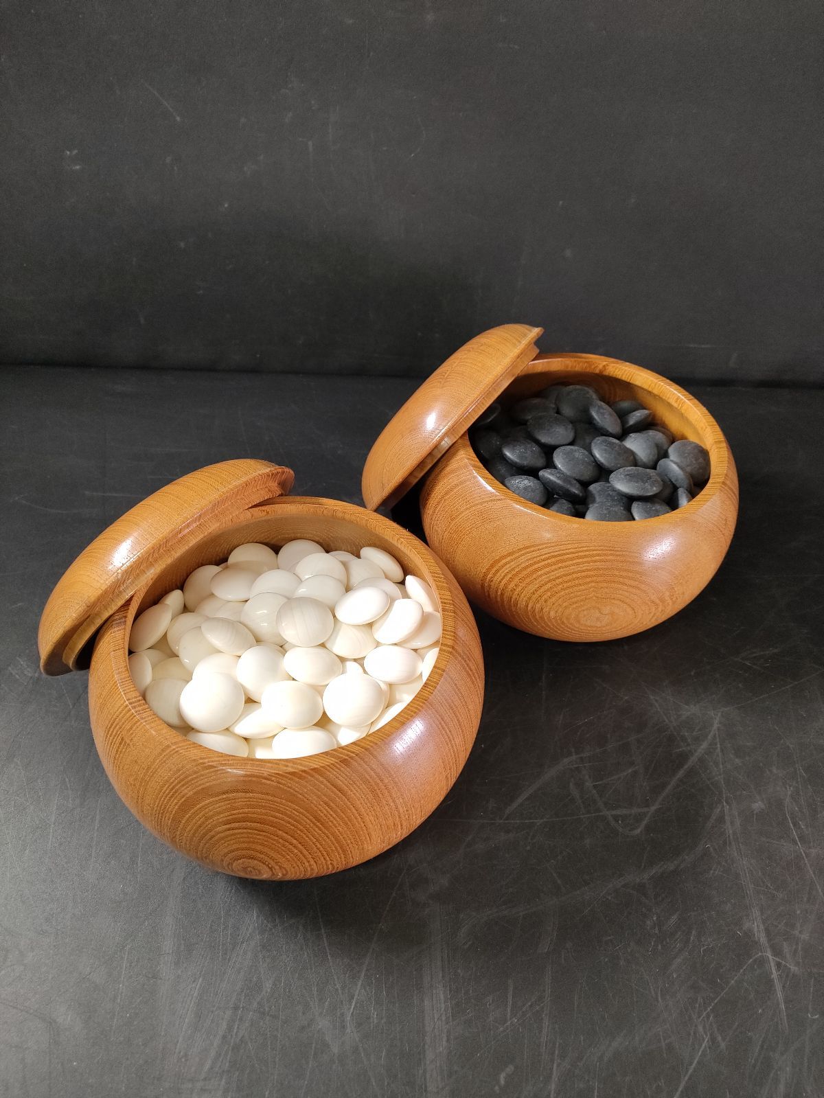 F3-01/天然本蛤・那智黒石/34号碁石/スワブデ/囲碁/将棋/碁笥/娯楽