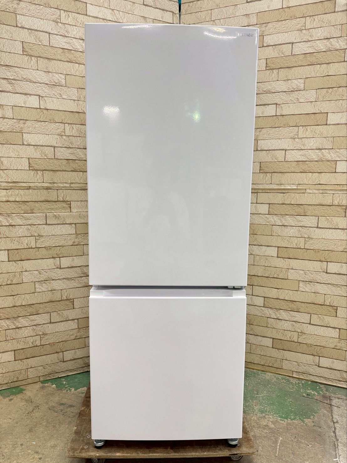 大阪送料無料★3か月保障付き★冷蔵庫★2024年★YRZ-F15MW★IR262 高年式】大阪送料無料☆3か月保障付き☆冷蔵庫☆ヤマダ☆2ドア☆2025年