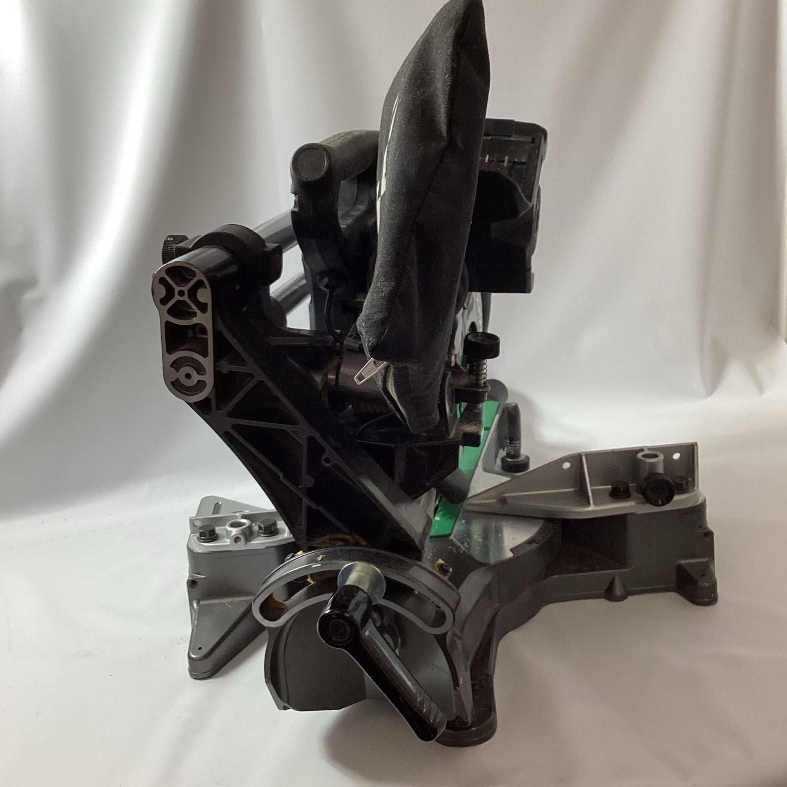 ハイコーキ 卓上スライド丸のこ