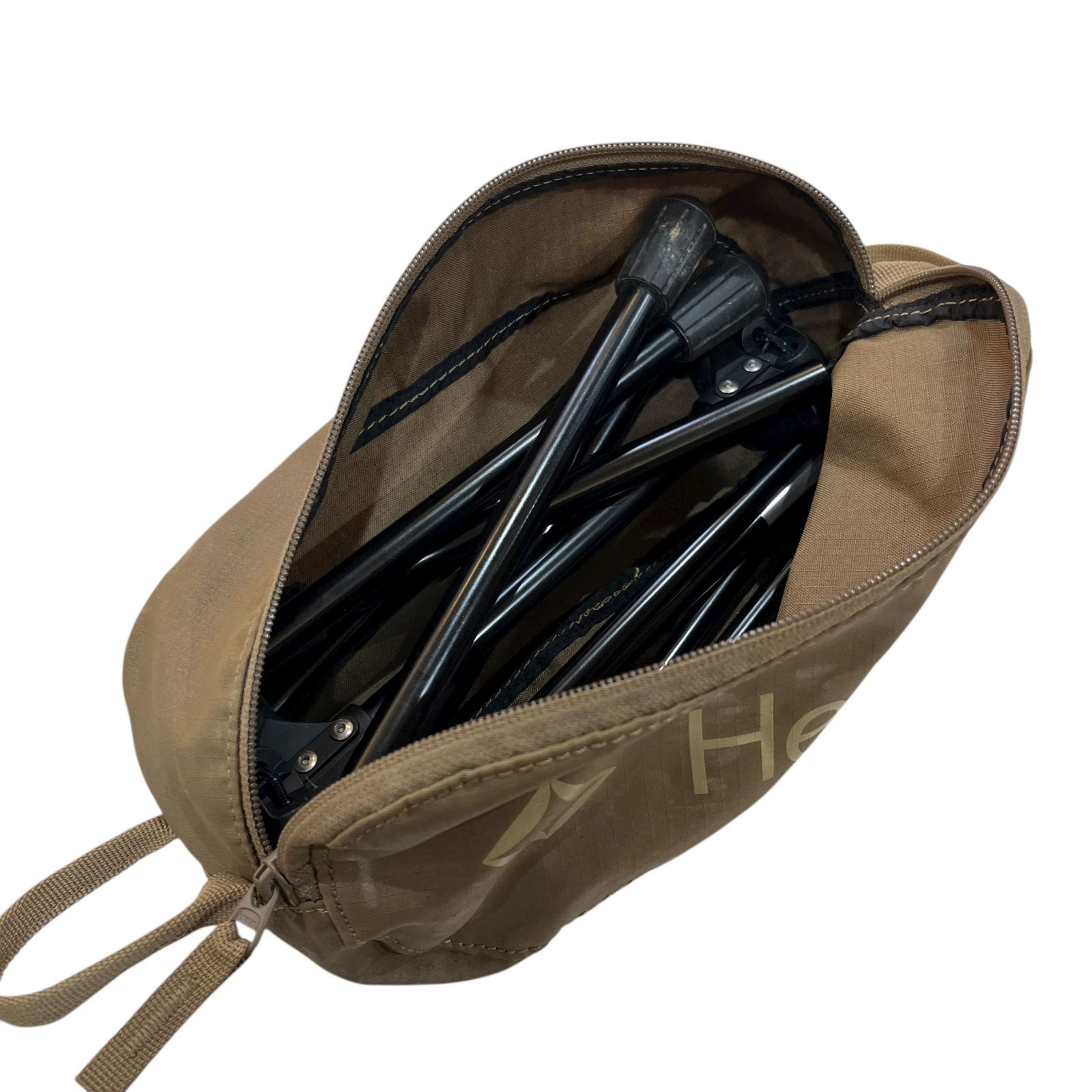 Helinox ヘリノックス 一人用 ミニチェア ワン カーキ 1102A コンパクトサイズ アウトドア ツーリング キャンプ OLIVEOS_COM_TR