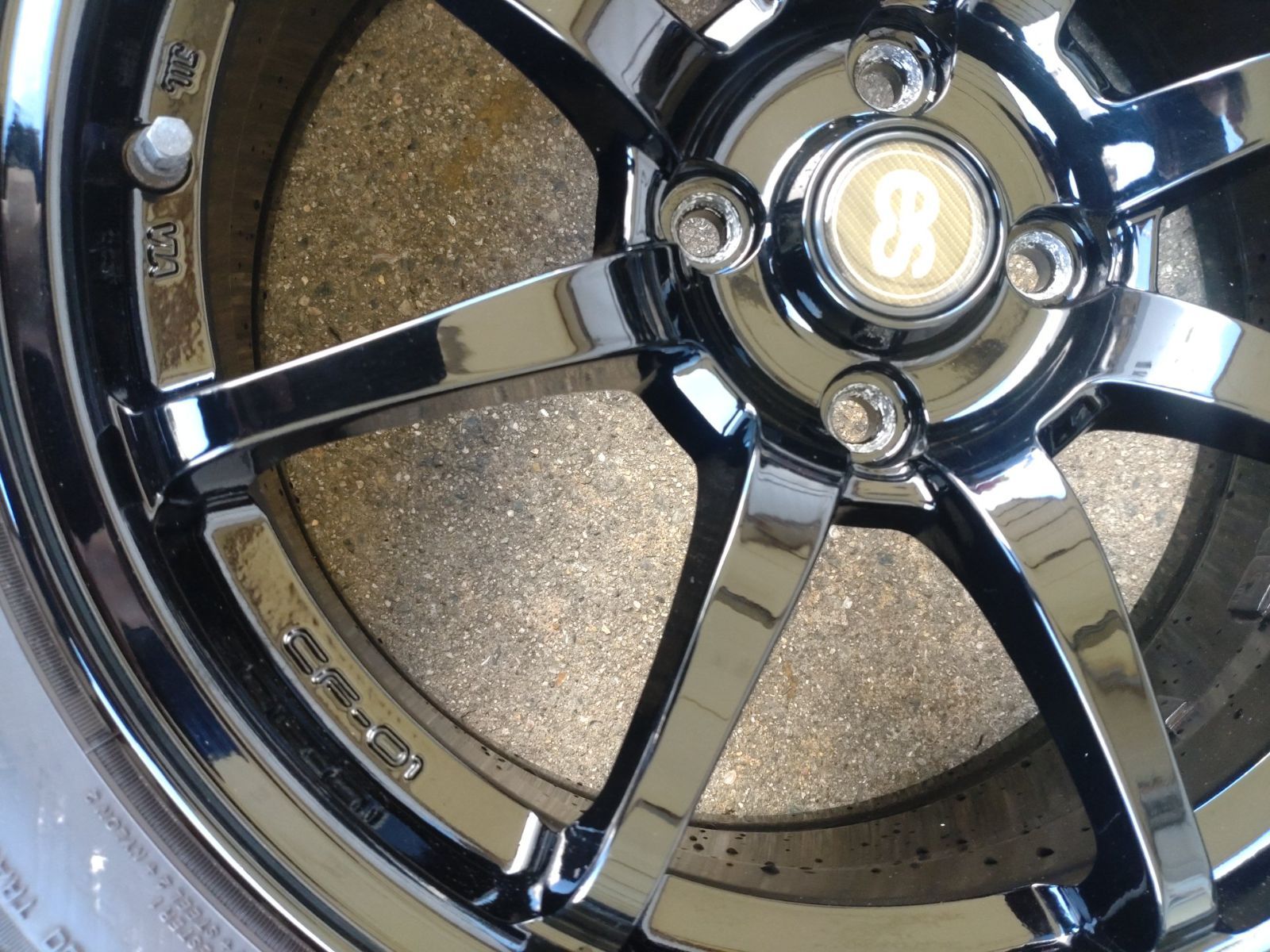 スリーハンドレッド CF